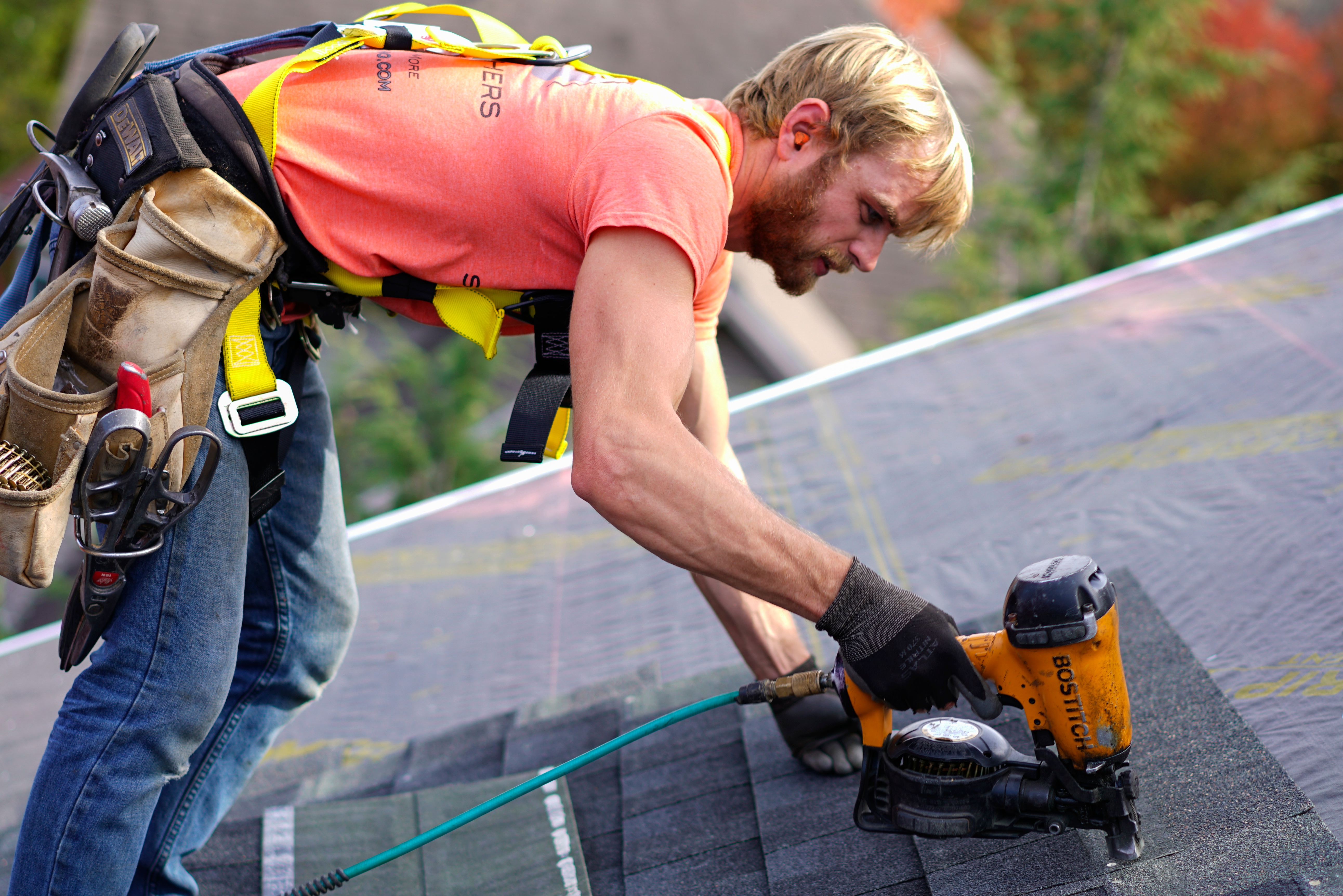 7 ways to make your roofing flyers literature more effective roofing flyers