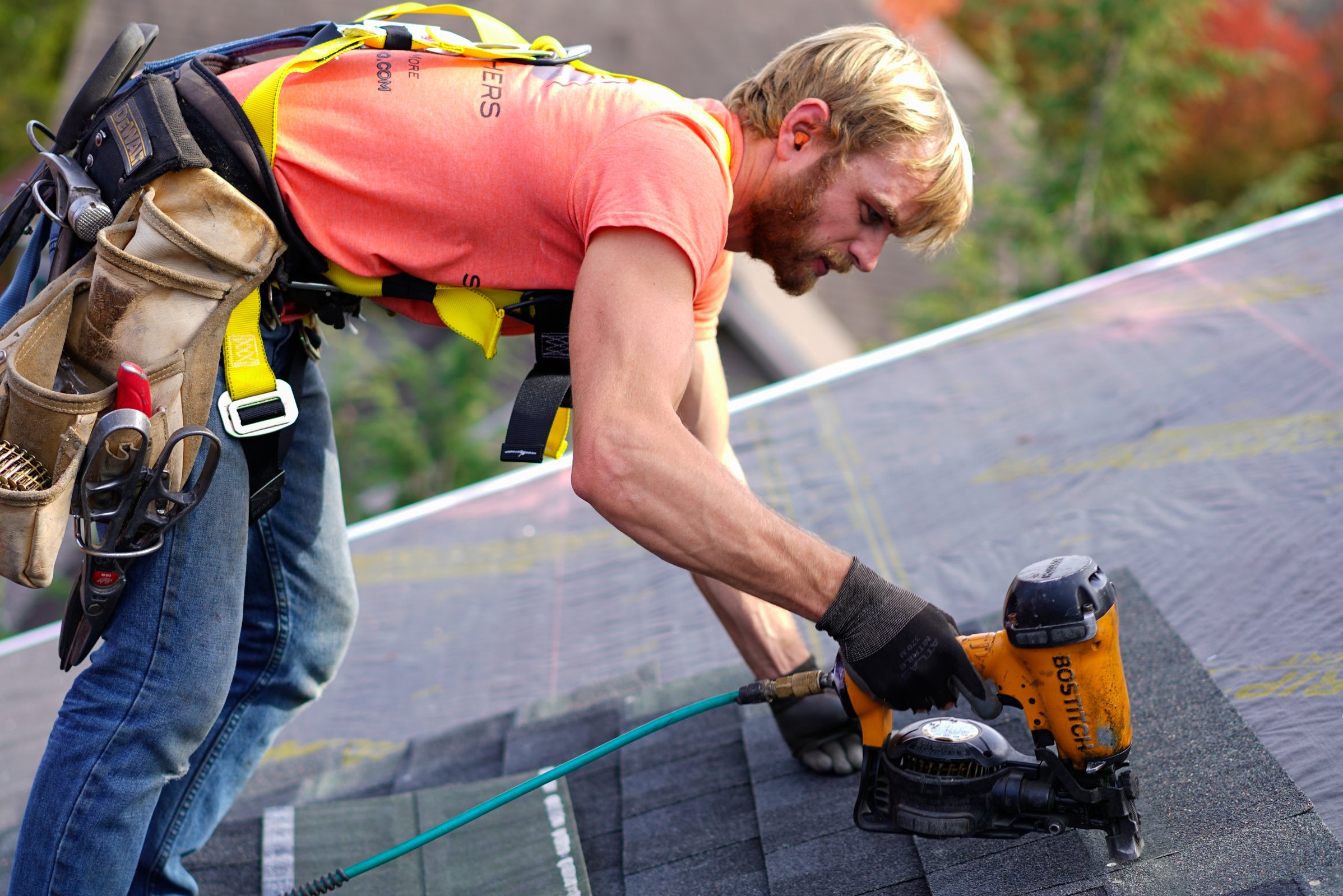 Labor Shortages Highlight Need for Roofing Recruitment, Retention